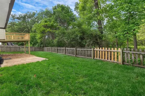 511 Echo Hill Ct, Ballwin, MO 63021 photo 23