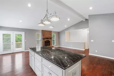511 Echo Hill Ct, Ballwin, MO 63021 photo 5