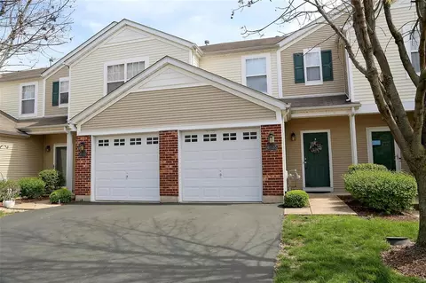 4835 Heritage Heights Cir, Hazelwood, MO 63042
