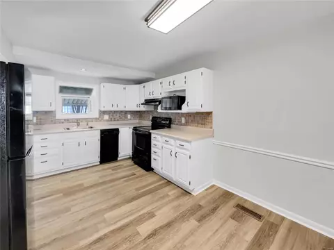 Kitchen - 903 Saint Bernard Dr, O'fallon, MO 63366 photo 1 of 4