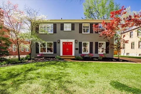 7436 Byron Pl, Clayton, MO 63105