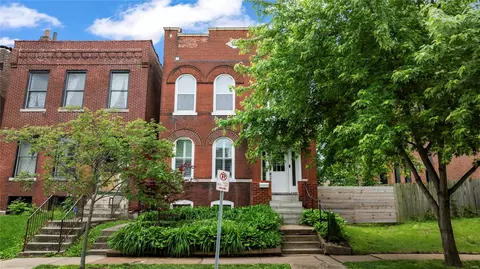 4550 Oakland Ave, Saint Louis, MO 63110