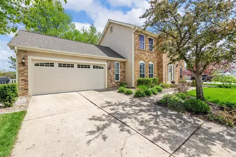 726 Napa Ln, Saint Charles, MO 63304