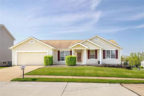 166 Royallprairie Ln, O'fallon, MO 63368