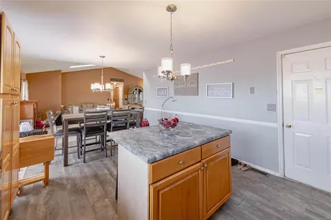Kitchen - 166 Royallprairie Ln, O'fallon, MO 63368 photo 3 of 6