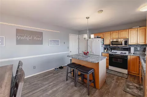 Kitchen - 166 Royallprairie Ln, O'fallon, MO 63368 photo 1 of 6