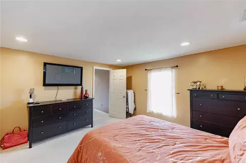 Bedroom - 166 Royallprairie Ln, O'fallon, MO 63368 photo 9 of 11