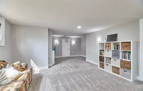 Living - 814 Phaeton Dr, Manchester, MO 63021 photo 6 of 6