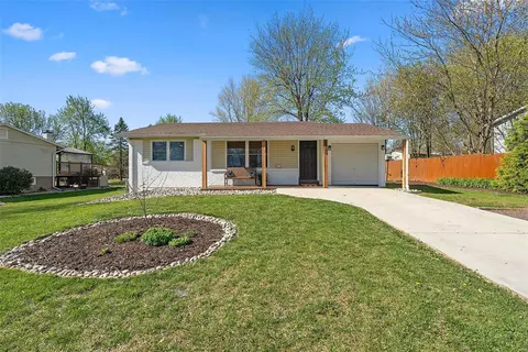 3504 Canterbury Dr, Saint Charles, MO 63303