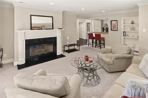 Living - 12 Daniel Rd, Saint Louis, MO 63124 photo 5 of 5
