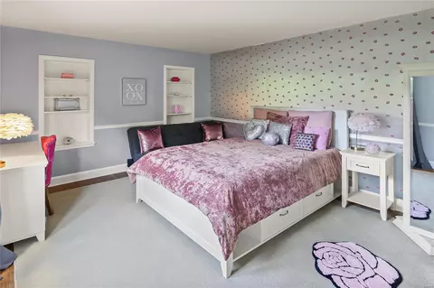 Bedroom - 12 Daniel Rd, Saint Louis, MO 63124 photo 3 of 5