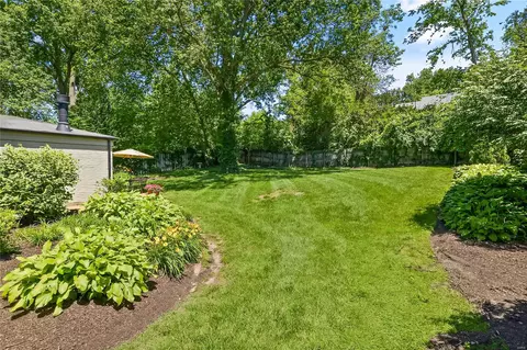 Exterior - 12 Daniel Rd, Saint Louis, MO 63124 photo 6 of 11