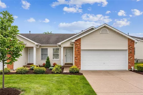 162 Maryland Dr #82A, O'fallon, MO 63366