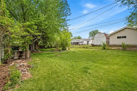Exterior - 404 Saint Joseph Ave, O'fallon, MO 63366 photo 5 of 9