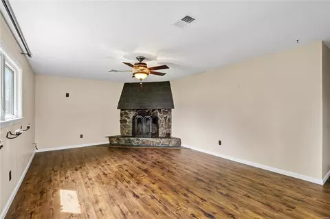 Other - 404 Saint Joseph Ave, O'fallon, MO 63366 photo 3 of 12