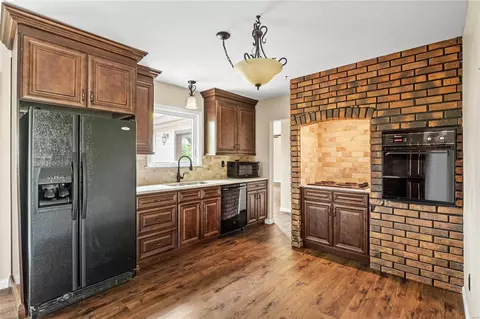 Kitchen - 404 Saint Joseph Ave, O'fallon, MO 63366 photo 1 of 3