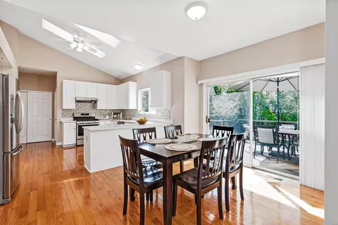Dining - 16632 Chesterfield Manor Dr, Chesterfield, MO 63005 photo 1 of 5