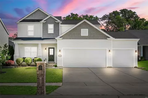 258 Thorn Brook Dr, O'fallon, MO 63366