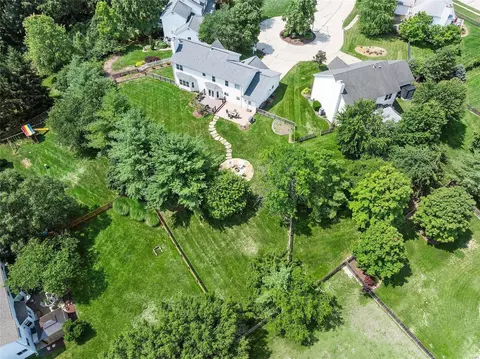 View/Area - 16301 Autumn Crest Ct, Ellisville, MO 63011 photo 2 of 3