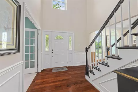 Entry Way - 16301 Autumn Crest Ct, Ellisville, MO 63011 photo 3 of 4
