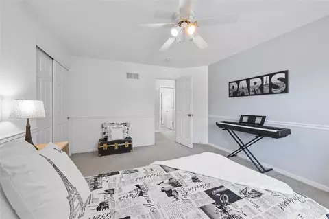 Bedroom - 16301 Autumn Crest Ct, Ellisville, MO 63011 photo 3 of 8