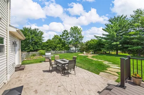Exterior - 16301 Autumn Crest Ct, Ellisville, MO 63011 photo 7 of 15