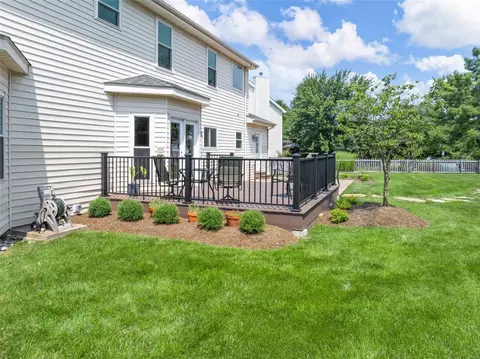 Exterior - 16301 Autumn Crest Ct, Ellisville, MO 63011 photo 4 of 15