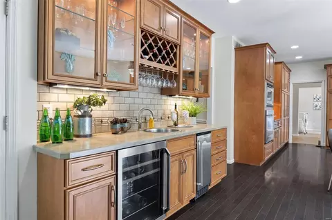 Kitchen - 16301 Autumn Crest Ct, Ellisville, MO 63011 photo 1 of 6