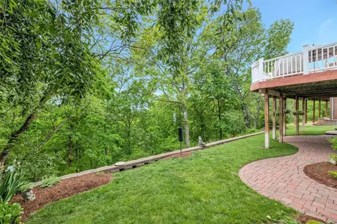 860 Legends View Dr, Eureka, MO 63025 photo 6