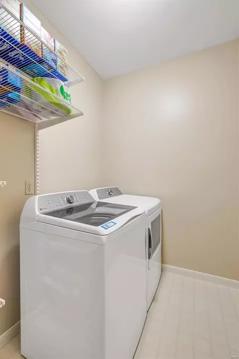 860 Legends View Dr, Eureka, MO 63025 photo 25