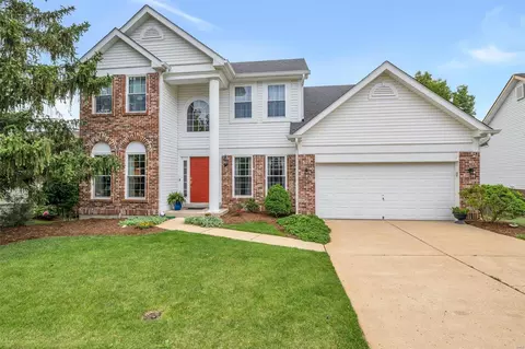 860 Legends View Dr, Eureka, MO 63025 photo 3