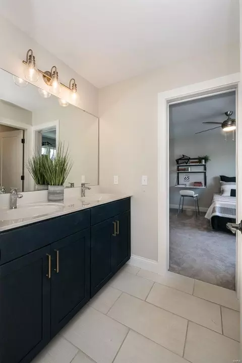 Bath - 803 Upland Loop, O'fallon, MO 63368 photo 4 of 7