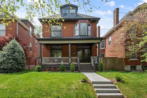 3424 Halliday Ave, Saint Louis, MO 63118