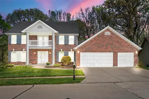15549 Debridge Way, Florissant, MO 63034