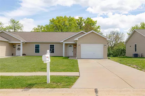 2292 N Village Dr, Saint Charles, MO 63303