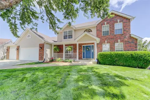 102 Snake River Dr, O'fallon, MO 63368