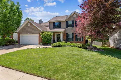 16138 Port Of Nantucket Dr, Wildwood, MO 63040