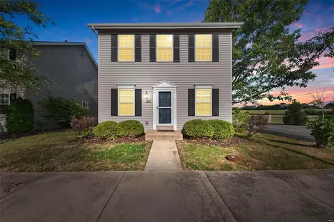 825 Waler Dr, Lake Saint Louis, MO 63367