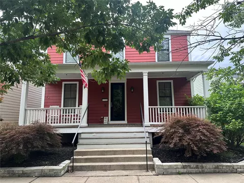 3320 Canal St, Saint Charles, MO 63301