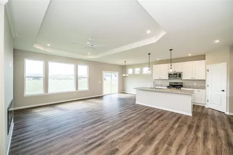 Living - 1908 Rolling River Cir, Saint Paul, MO 63366 photo 2 of 5