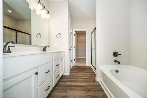 Entry Way - 1908 Rolling River Cir, Saint Paul, MO 63366 photo 3 of 5
