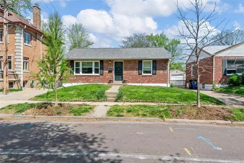 6939 Dartmouth Ave, Saint Louis, MO 63130
