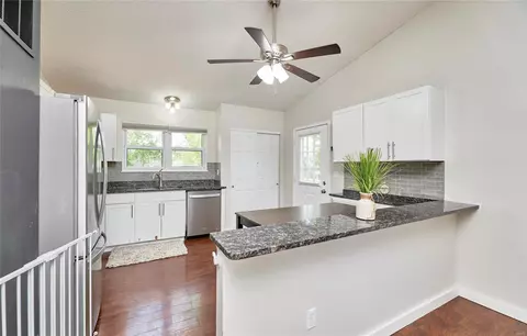 Kitchen - 13 Saddleback Ct, O'fallon, MO 63368 photo 1 of 3