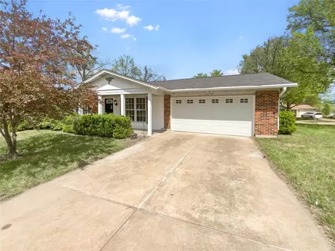 11757 Beaverton Dr, Bridgeton, MO 63044