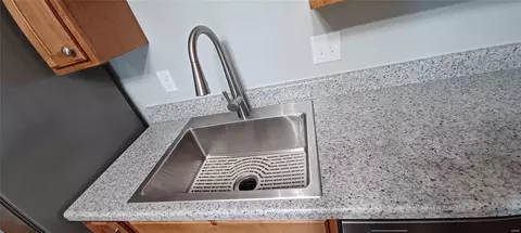 Kitchen - 733 Ridgeside Dr #L, Ballwin, MO 63021 photo 2 of 3