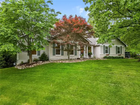 2002 Centennial Ct, Wildwood, MO 63011 photo 2