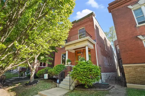 2638 Accomac St, Saint Louis, MO 63104