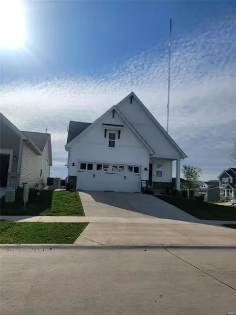 7533 Tornatore, Affton, MO 63123