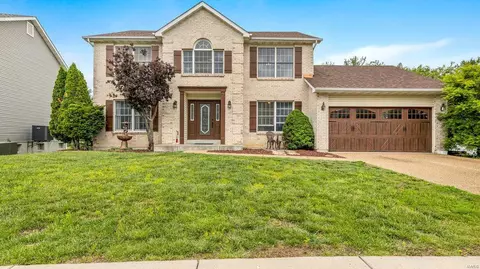 135 England Dr, O'fallon, MO 63366 photo 1