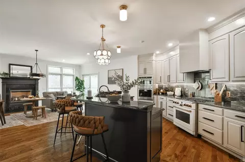 Kitchen - 18534 Hawks Rest Ct, Wildwood, MO 63069 photo 5 of 10
